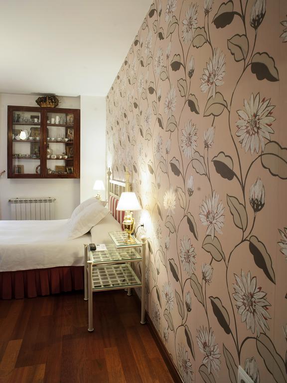 Ch Hostal Victoria Cuenca  Dış mekan fotoğraf