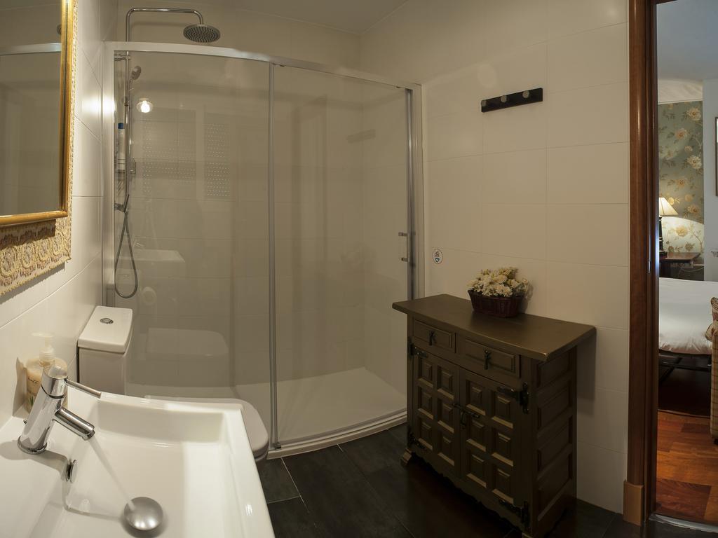 Ch Hostal Victoria Cuenca  Dış mekan fotoğraf
